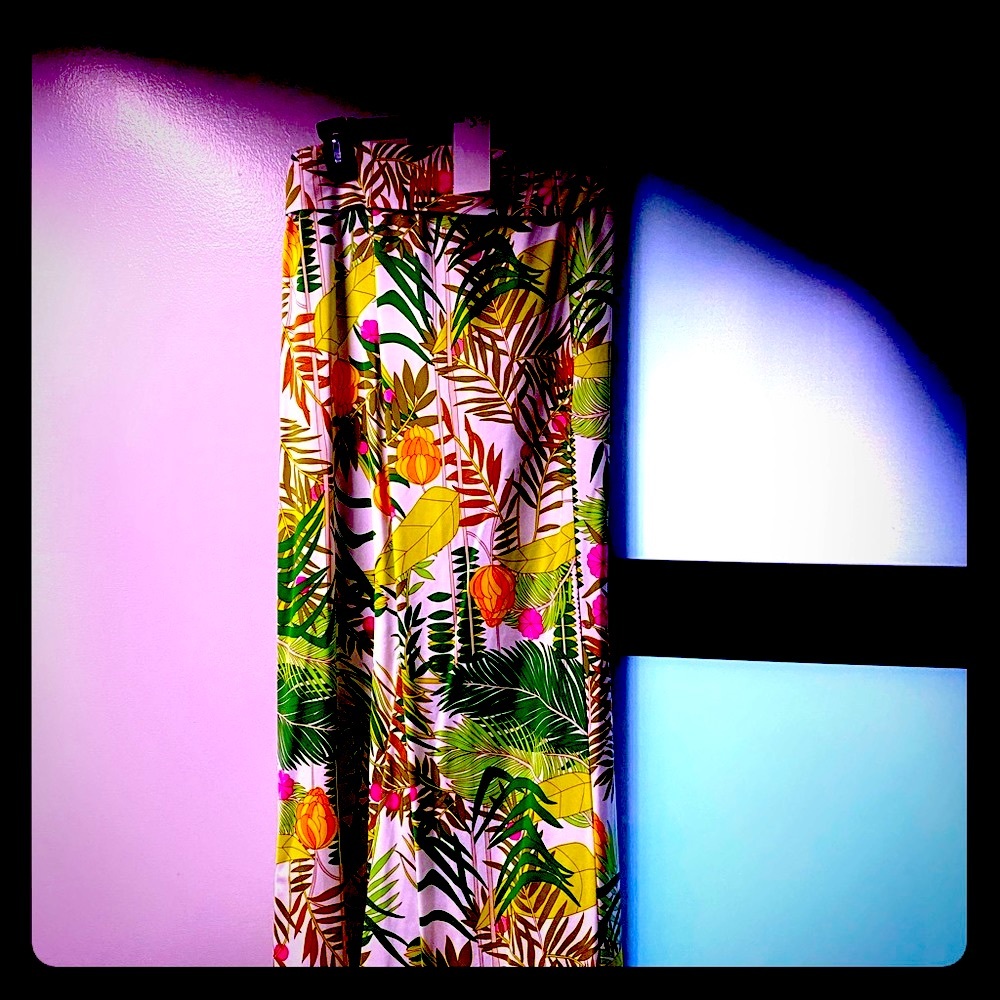 NWT Trina Turk pool side pants